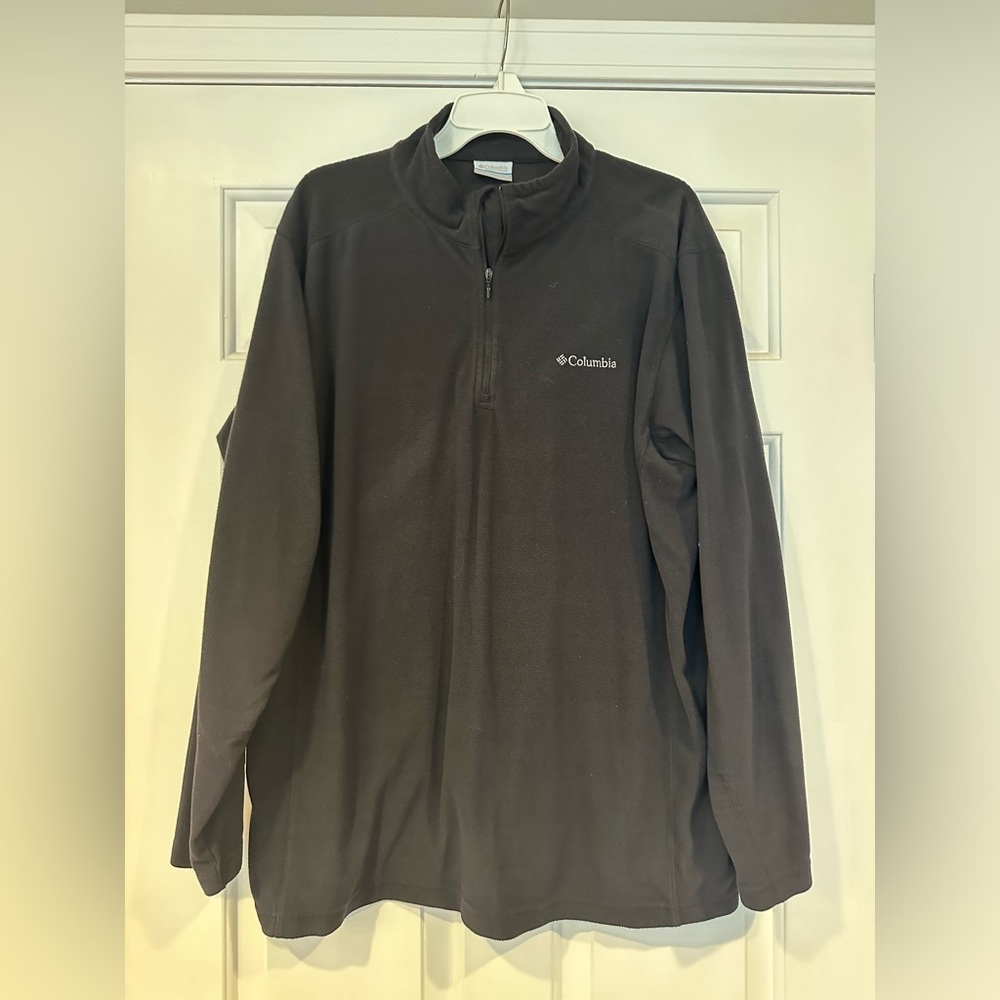 Black Columbia Pullover 1/4 Zip